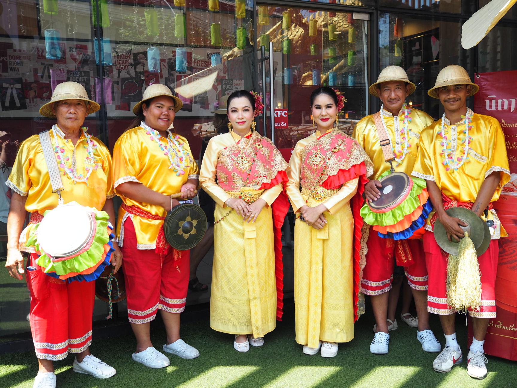 กลองยาว