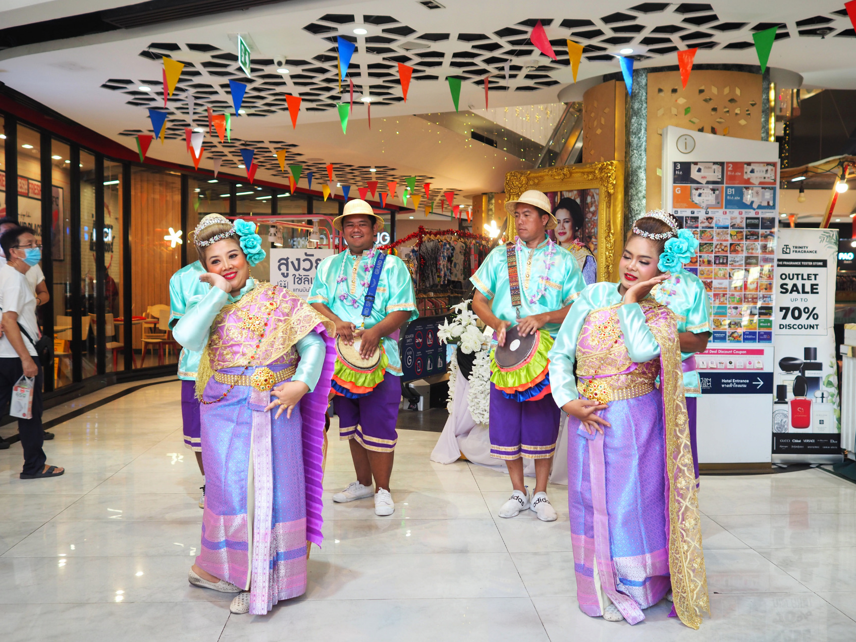 กลองยาวโหม่งๆ (2)